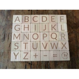 jeu ludique de 30 cubes en bois alphabet, nombre et dessins pour enfant - Un Monde de Bois