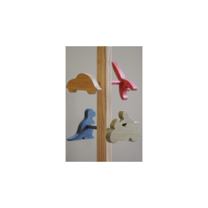 Le Portemanteau sur pied en bois Garçon