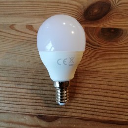 Ampoule 12V E14 pour lampe de chevet